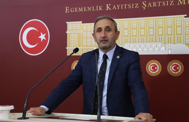 Başıboş köpek sorunu Meclis gündeminde: Gaziantep Milletvekilimiz Şahzade Demir’den iki bakanlığa soru önergesi